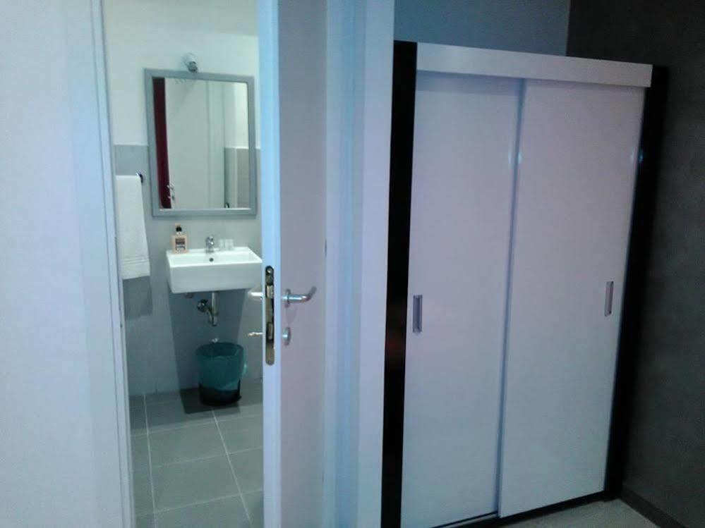 Enzo Luxury Rooms 로마 외부 사진