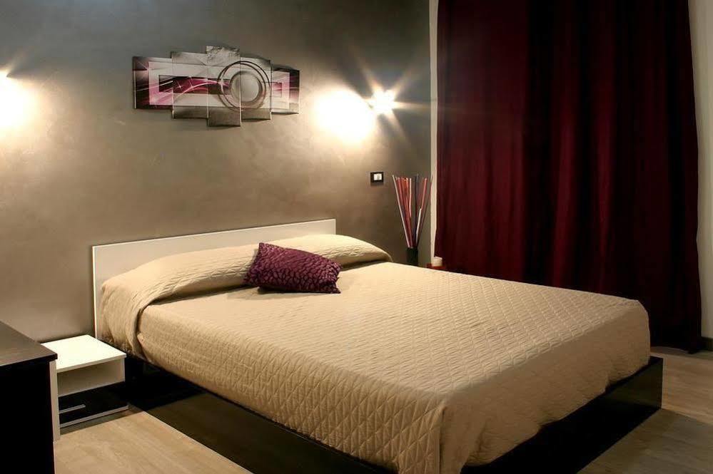 Enzo Luxury Rooms 로마 외부 사진