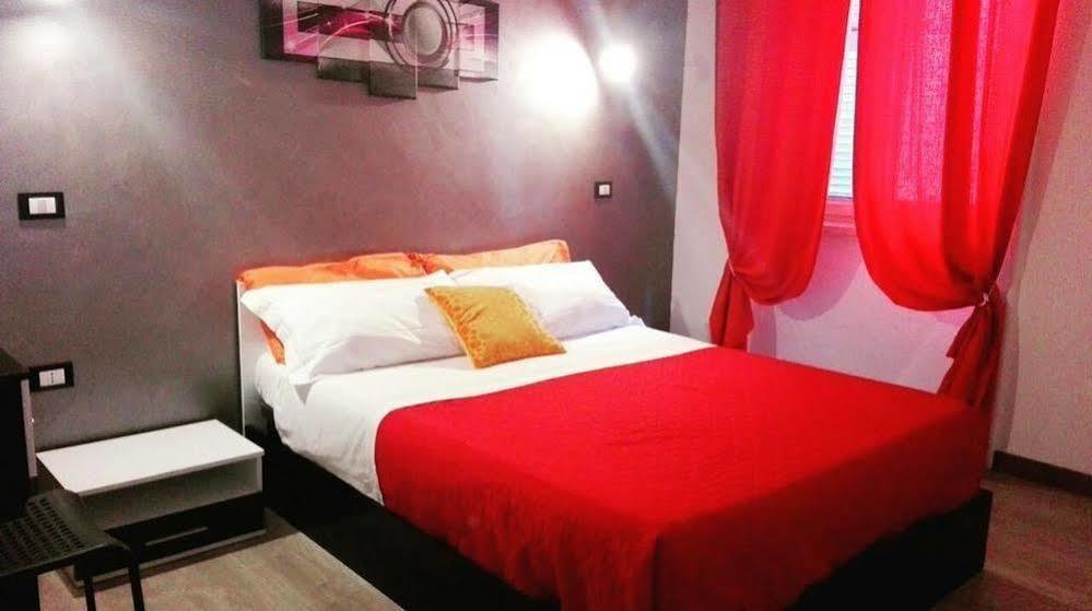 Enzo Luxury Rooms 로마 외부 사진